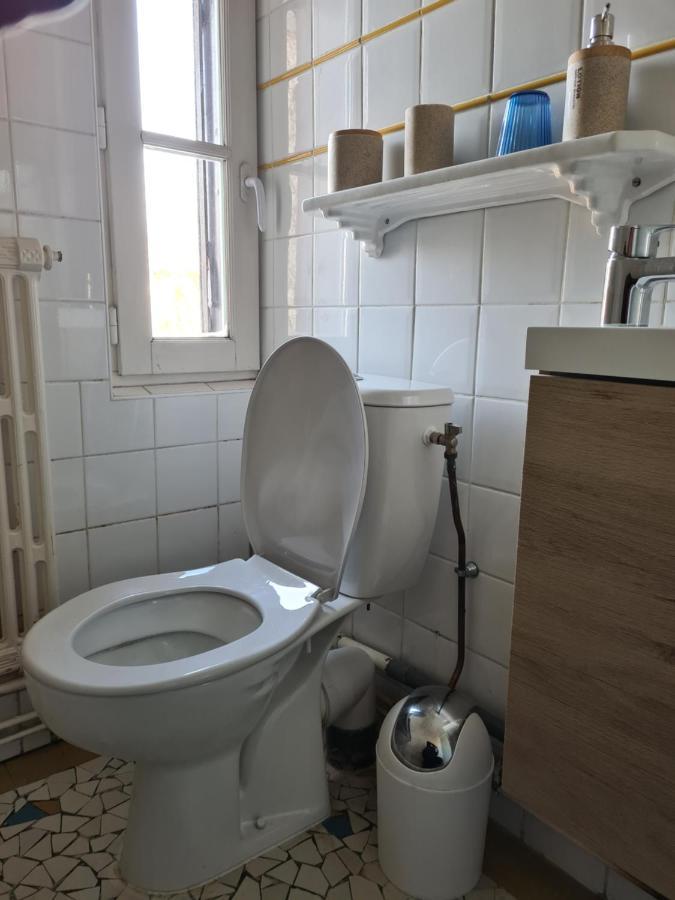 Apakabar Homestay - Proche Gare Melun, Parking Prive, Netflix La Rochette  Dış mekan fotoğraf