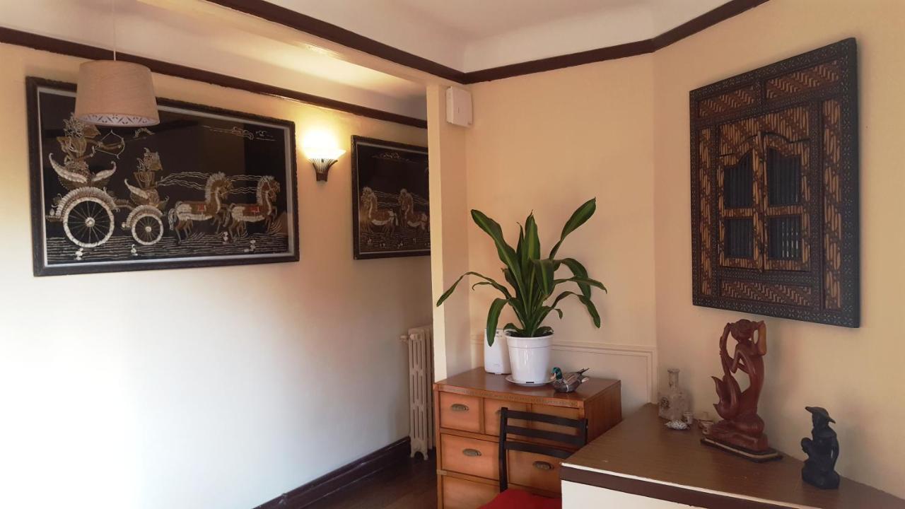 Apakabar Homestay - Proche Gare Melun, Parking Prive, Netflix La Rochette  Dış mekan fotoğraf